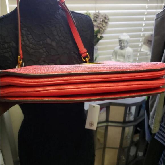 Tory Burch Handbag - Picture 4 of 8